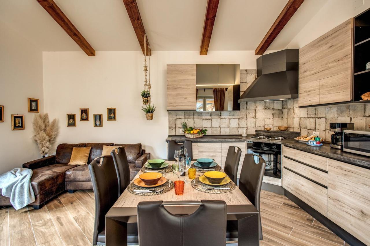 Chez Marie' - Modern Apartment In Countryside ソレント エクステリア 写真
