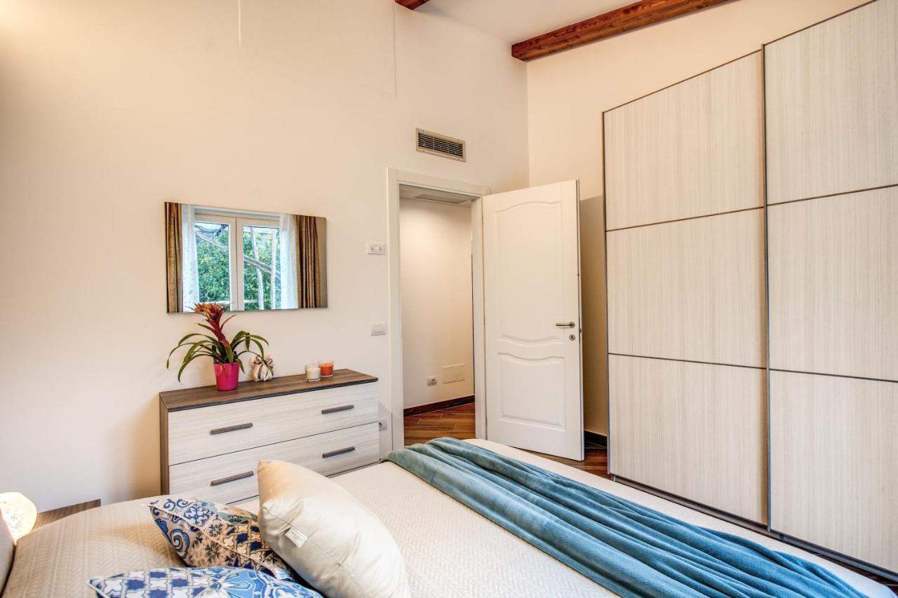 Chez Marie' - Modern Apartment In Countryside ソレント エクステリア 写真